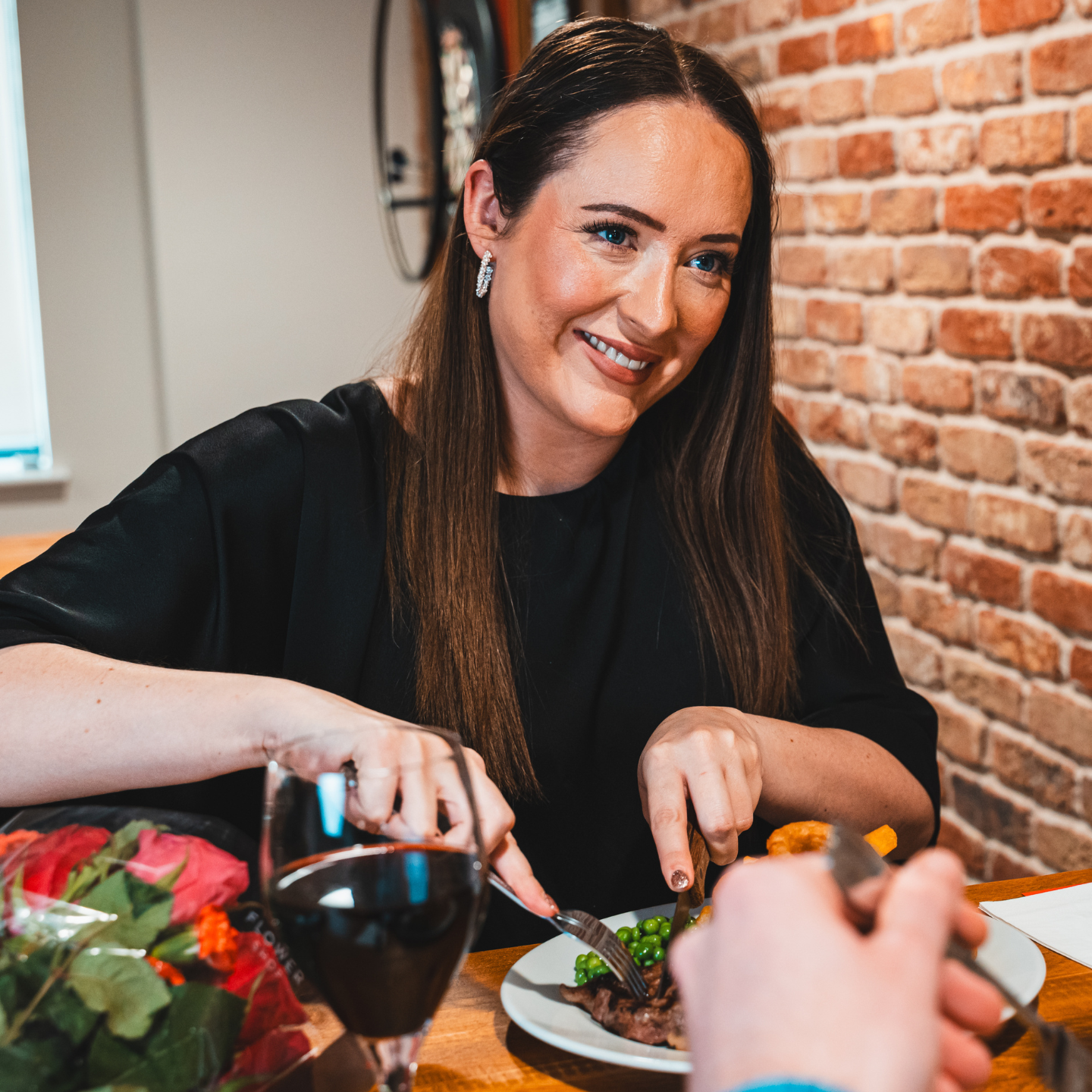 Valentine’s Weekend Dining & Treat Menu at The Longwood in Tamworth